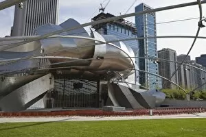Images Dated 10th May 2008: Jay Pritzker Pavilion designed by Frank Gehry, Millennium Park, Chicago