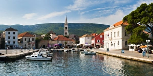 Jelsa Harbour, Hvar Island, Dalmatian Coast, Adriatic, Croatia, Europe