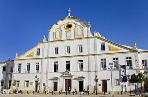 Images Dated 20th September 2010: Jesuit College Church in Republic Square, Portimao, Algarve, Portugal, Europe