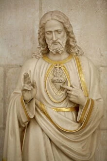 Images Dated 24th December 2007: Jesuss sacred heart, Auxerre, Yonne, Burgundy, France, Europe
