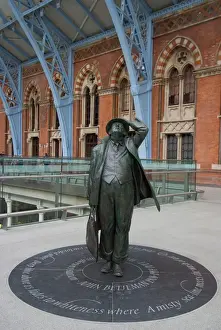 Literature Prints: John Betjeman statue, St. Pancras International Train Station, London, England