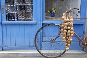 Images Dated 14th January 2008: Johnnies bike, Roscoff, North Finistere, Brittany, France, Europe