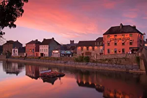 Images Dated 31st July 2006: Johns Quay and River Nore