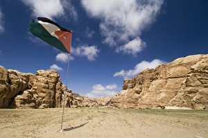 Rock Cliff Prints: Jordanian flag