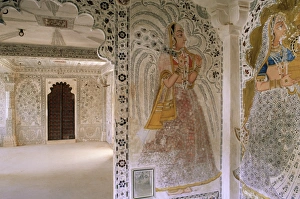 Juna Mahal (old palace)