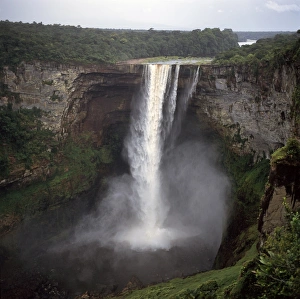 Dry Season Prints: Kaieteur Falls, Potaro River, dry season, Guyana, South Amrica