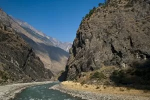 Images Dated 17th December 2009: The Kali Gandaki is one of the major rivers of Nepal, Manaslu Region, Nepal, Himalayas