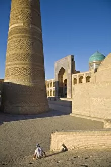 Images Dated 26th September 2006: Kalon mosque minaret and Mir-I-Arab Madrassa, Bukara, Uzbekistan, Central Asia, Asia