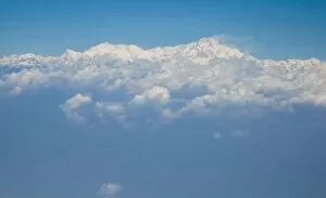 Images Dated 25th April 2010: Kangchenjunga, the third highest peak in the world, viewed from a plane, Bandogra to Paro flight