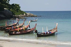Images Dated 23rd January 2008: Kata Beach, Phuket, Thailand