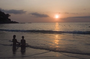 Images Dated 24th January 2008: Kata Beach, Phuket, Thailand, Southeast Asia, Asia