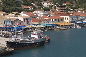 Images Dated 4th October 2008: Katakolon Harbour, Peloponnese, Greece, Europe