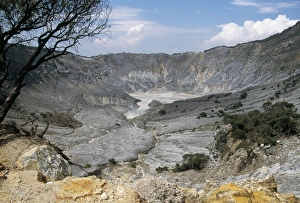 Volcanoe Prints: Kawah Tatu (Queen Crater)