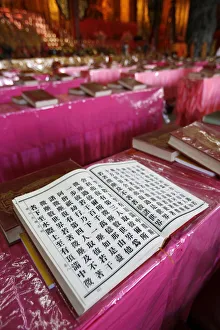 Images Dated 21st February 2006: Kek Lok Si Temple, Penang, Malaysia, Southeast Asia, Asia