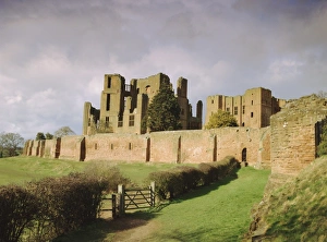 Gate Prints: Kenilworth Castle, Warwickshire, England, UK, Europe