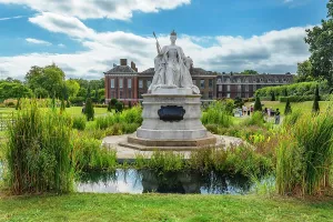 Floral Prints: Kensington Palace, Kensington, London, England