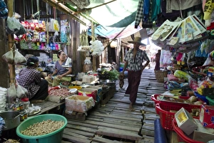 Khan Beth daily market on the waterway, Irrawaddy delta, Myanmar (Burma), Asia