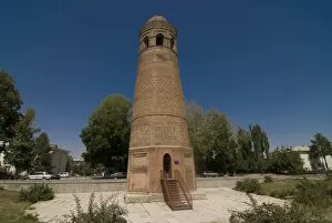 Images Dated 28th August 2009: Kharkhanid buildings, Ozgon, Kyrgyzstan, Central Asia