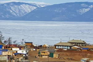 Khoujir, Maloe More (Little Sea), frozen lake during winter, Olkhon island, Lake Baikal, UNESCO World Heritage Site. Irkutsk Oblast, Siberia, Russia, Eurasia