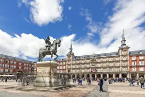 Madrid Prints: King Philip III statue and Casa de la Panaderia (Bakery House), Plaza Mayor, Madrid