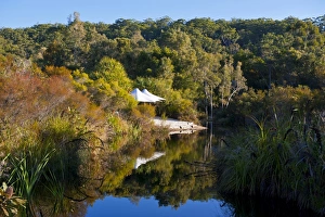 Images Dated 13th September 2008: Kingfisher Resort, Fraser Island, UNESCO World Heritage Site, Queensland, Australia, Pacific