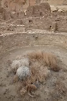 Images Dated 23rd December 2010: Kiva and other structures at Pueblo Bonito, Chaco Culture National Historic Park