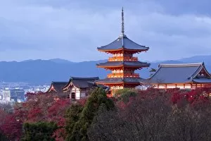 Kyoto Gallery: Kiyomizu-dera temple, UNESCO World Heritage Site, Kyoto, Honshu, Japan, Asia