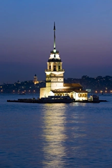 Kizkulesi (Maidens Tower), the Bosphorus, Istanbul, Turkey, Europe