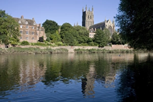 Gothic Prints: Kleve Walk with Cathedral on East bank of River Severn