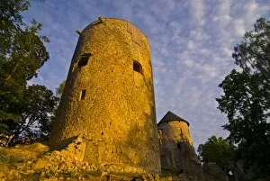 Images Dated 4th August 2006: The knights stronghold of Sigulda in the Gauja National Park, Sigulda, Latvia
