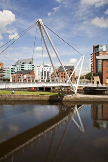 Knights Way Bridge at Leeds Lock No 1, Leeds, West Yorkshire, Yorkshire, England, United Kingdom, Europe