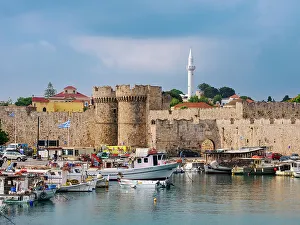 Kolona Harbour, Medieval Old Town, Rhodes City, Rhodes Island, Dodecanese, Greek Islands, Greece, Europe