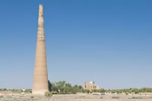 Images Dated 6th August 2009: Konye Urgench with Gutlug Timur minaret, UNESCO World Heritage Site, Turkmenistan