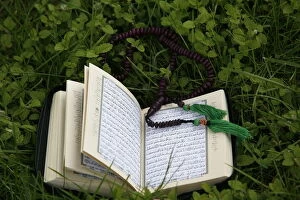 Images Dated 23rd June 2007: Koran and prayer beads, Chatillon-sur-Chalaronne, Ain, France, Europe