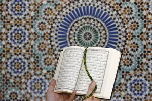 Images Dated 11th June 2008: Koran reading, Paris, France, Europe