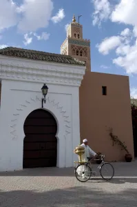 Images Dated 5th May 2007: The Koutoubia minaret in the heart of the old medina next to a mosque of the same name