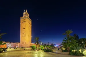 Sights Prints: Koutoubia Mosque (Kutubiyya Mosque) and minaret at dusk, UNESCO, Marrakesh, Morocco
