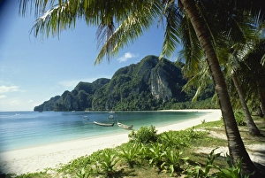 Ko Phi Phi Prints: Krabi Beach