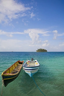 Images Dated 17th January 2008: Kuanidup Grande, Comarca de Kuna Yala, San Blas Islands, Panama, Central America