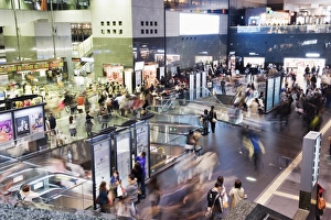 Images Dated 23rd November 2009: Kyoto Station, Kyoto, Japan, Asia