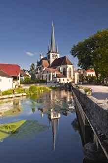Champagne Prints: L eglise Saint-Pierre-es-Liens in Bas Riceys, Champagne, France, Europe