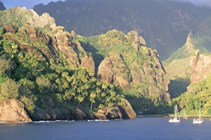 Polynesia Prints: La Baie des Vierges (Bay of the Virgins)