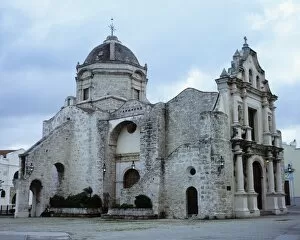 Images Dated 5th February 2009: La Iglesia de San Francisco de Paula, Havana Vieja, Havana, Cuba, West Indies