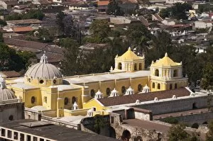 Images Dated 26th March 2009: La Merced church, Antigua, UNESCO World Heritage Site, Guatemala, Central America