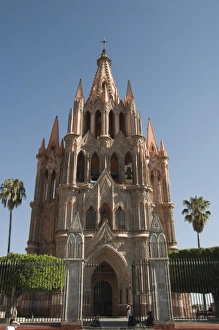 Images Dated 18th April 2008: La Parroquia, church notable for its fantastic Neo-Gothic exterior, San Miguel de Allende