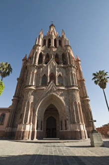 Images Dated 18th April 2008: La Parroquia, a church in San Miguel de Allende (San Miguel), Guanajuato State