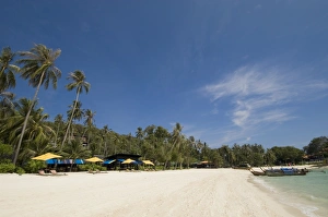 Laem Tong beach