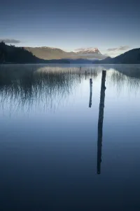 Images Dated 14th January 2008: Lago Espejo, Siete Lagos region, Nahuel Huapi National Park, Rio Negro