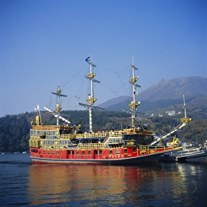 Hakone Prints: Lake Ashinoko