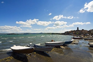 Images Dated 26th April 2008: Lake of Bolsena, Marta, Viterbo, Lazio, Italy, Europe